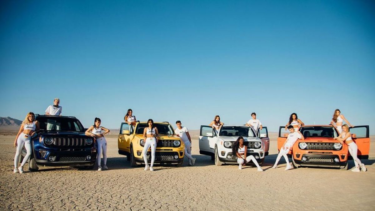 Jeep col·labora amb el grup pop Now United per promocionar el Renegade