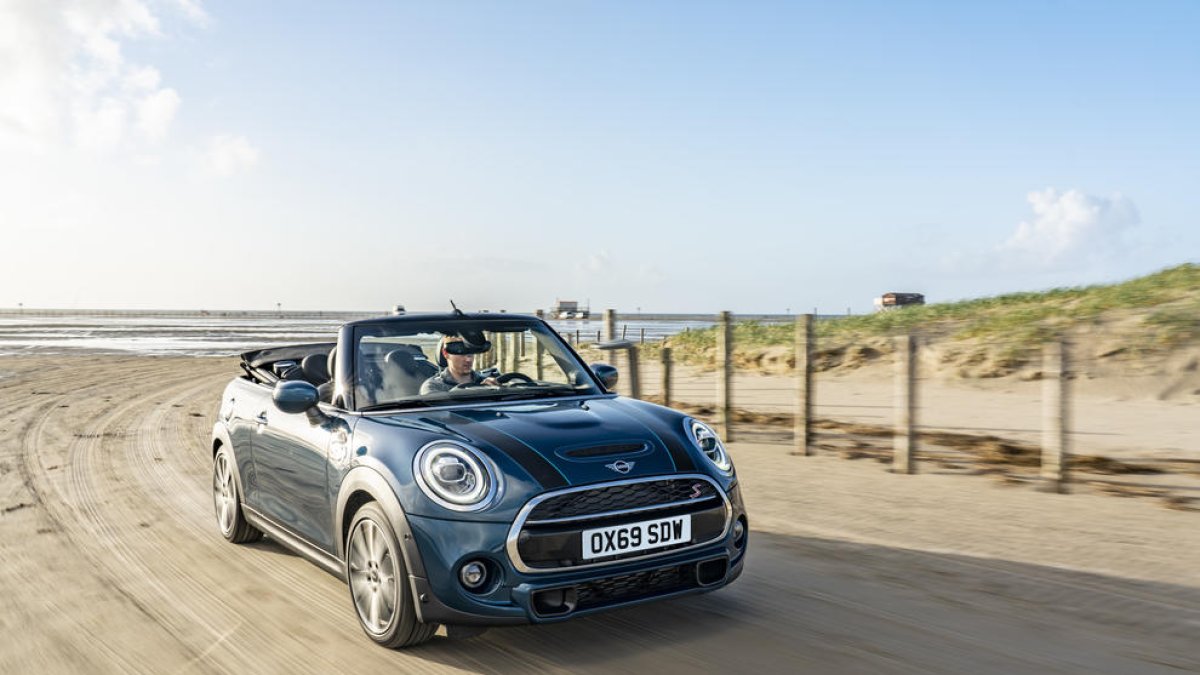 Mini llança el Sidewalk Cabrio, amb 192 CV i capota singular