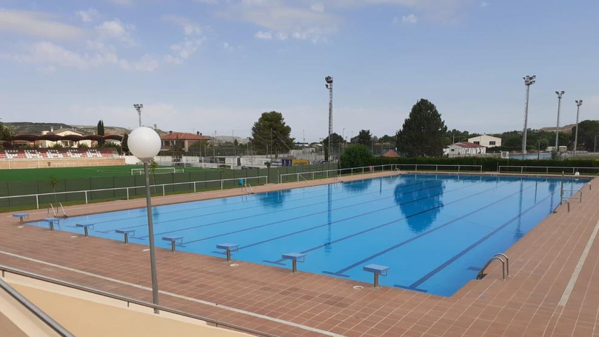 Una de las piscinas públicas de Fraga.