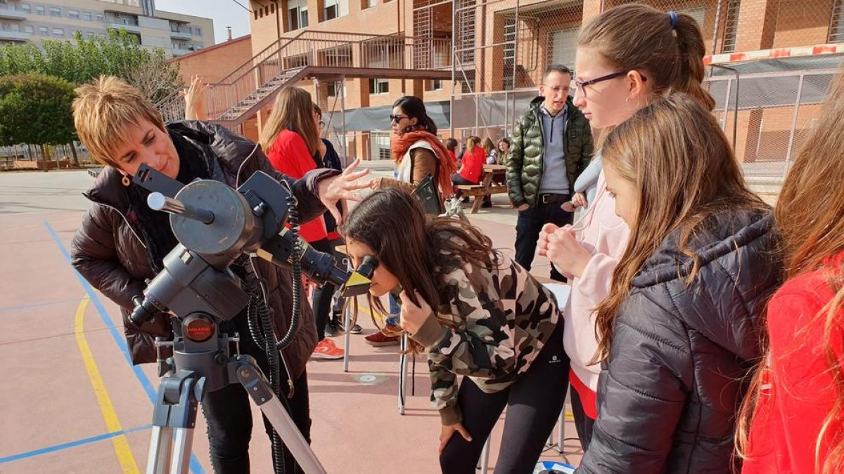 Mercuri, al centre de Sol