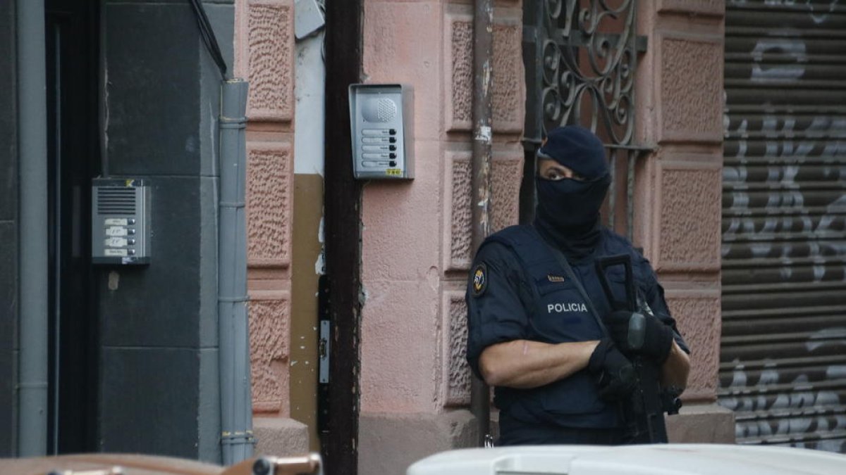 Detenidas dos personas en Barcelona que formarían parte de una célula terrorista que pretendía atentar en Barcelona