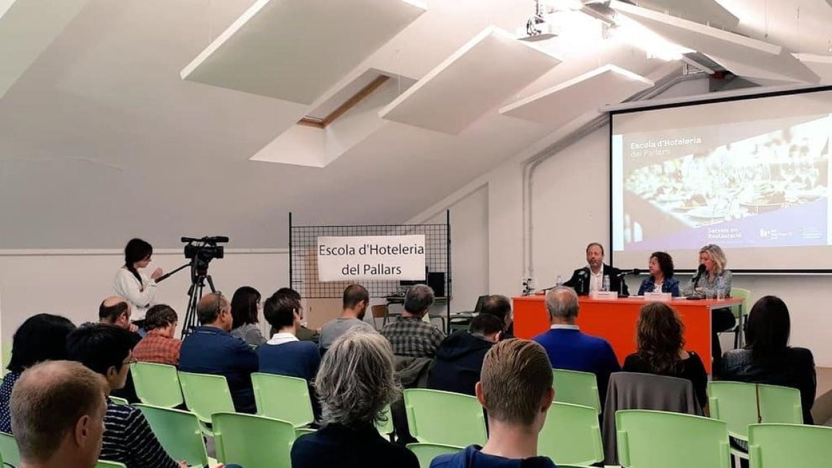 Imatge de la presentació de l’Escola d’Hoteleria del Pallars.