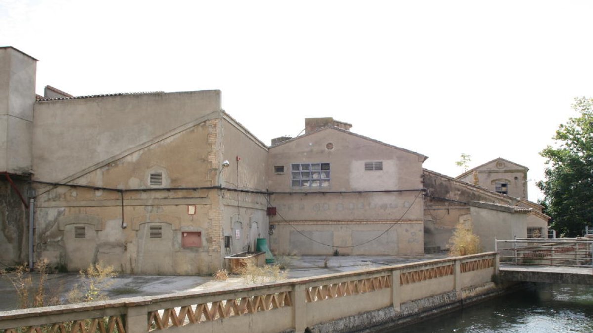 Las instalaciones de la fábrica antes del derribo.