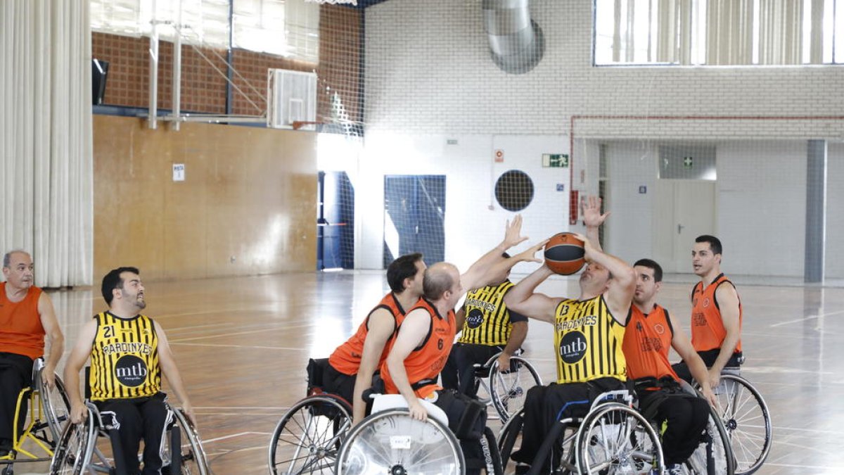 El CB Pardinyes participaba esta temporada en la Lliga Catalana.