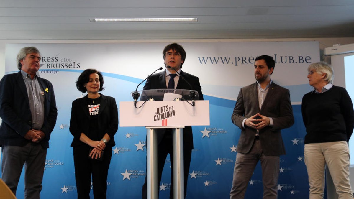 Puigdemont presentó ayer su lista para las europeas.