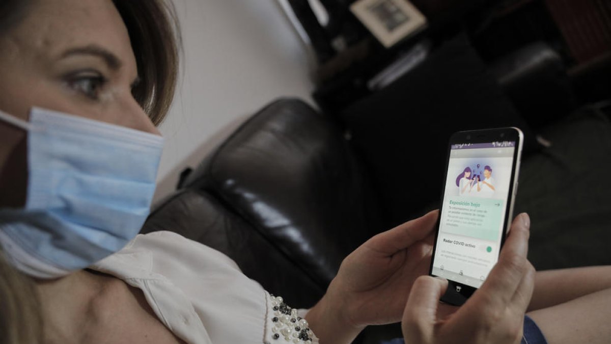 La app Radar Covid ya se puede descargar y estará plenamente operativa el próximo mes.