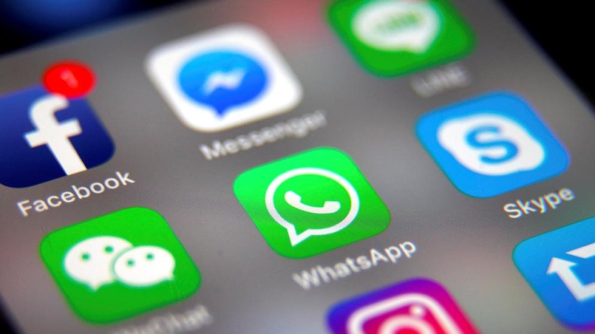 Un niño de 4 años salva la vida de su madre pidiendo ayuda por teléfono con audios de Whatsapp
