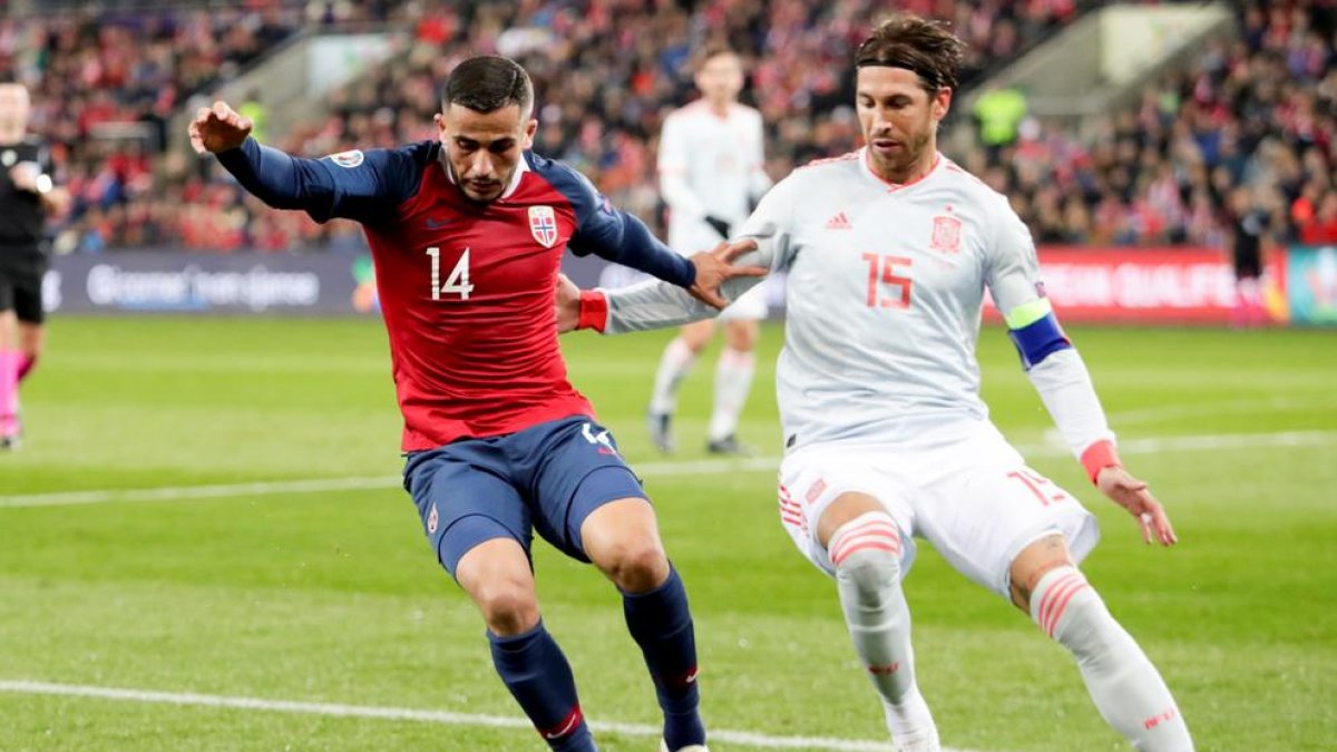 Sergio Ramos cumplió su partido 168 y se convirtió en el jugador con más encuentros con la selección.