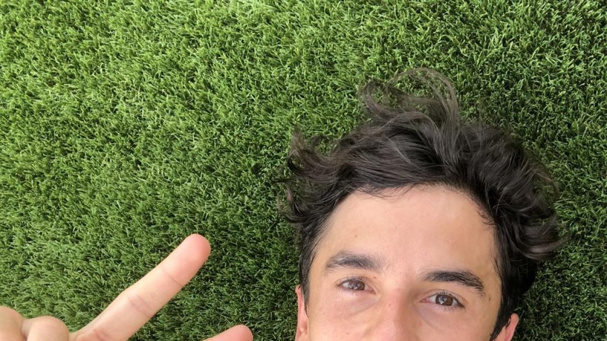 Marc va penjar aquesta foto en què se’l veu sense la protecció.