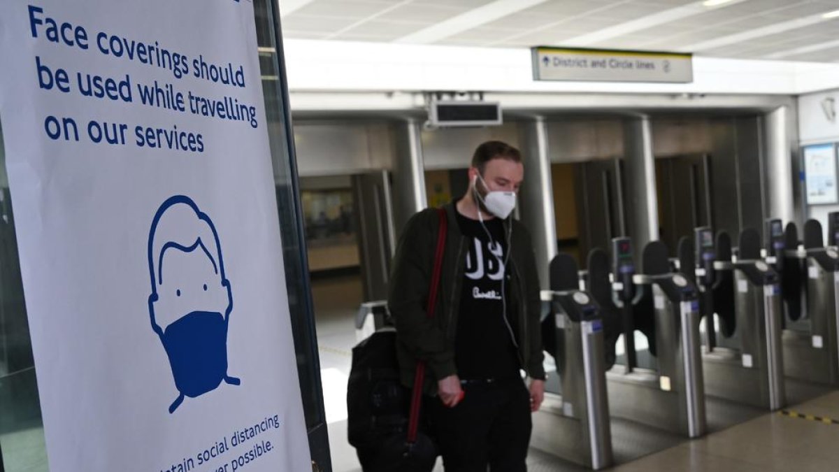 Imatge d’una estació de metro a Londres.