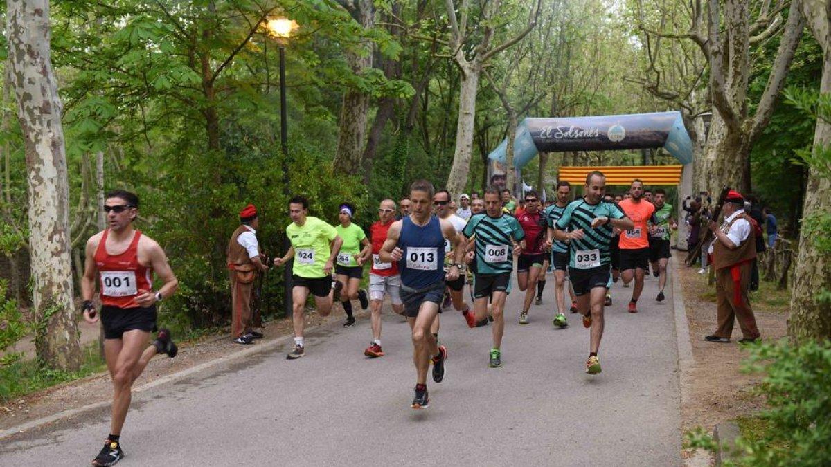 Un grup de participants, durant la disputa de la cursa.