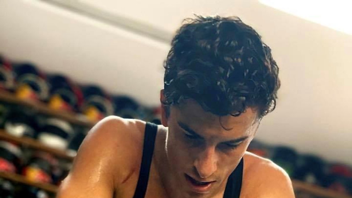 Jugar a la PlayStation i fer exercici, dos de les ocupacions dels Márquez durant el confinament.