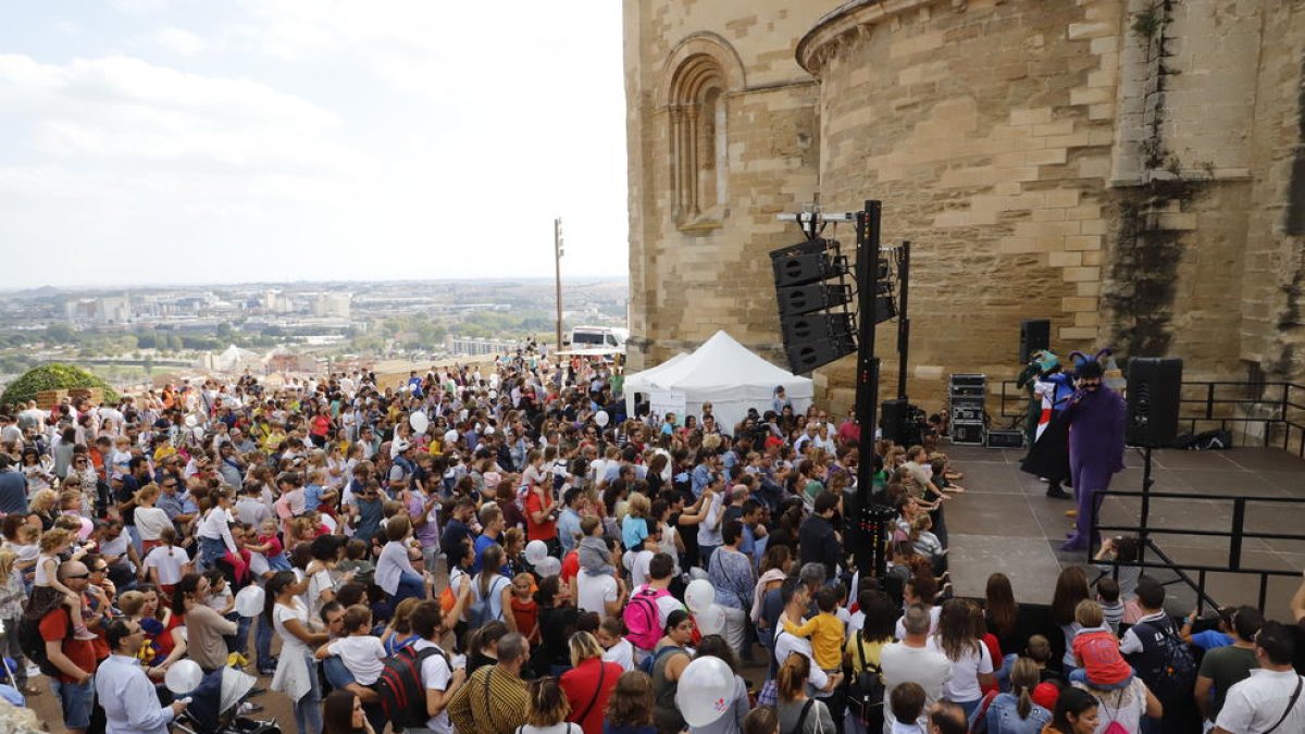 Un moment de la festa d’inici del curs escolar del Club Banyetes, ahir, a la Seu Vella de Lleida.