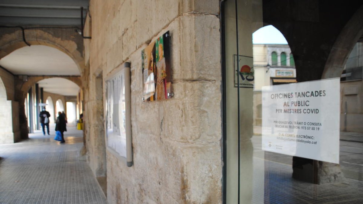 El ayuntamiento de Linyola ha cerrado sus oficinas y mantiene la atención telefónica.