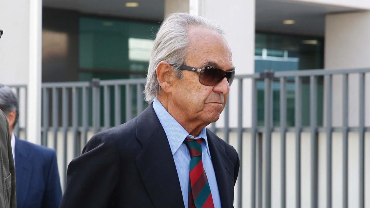 El expresidente de Bankinter a su llegada ayer al juzgado.