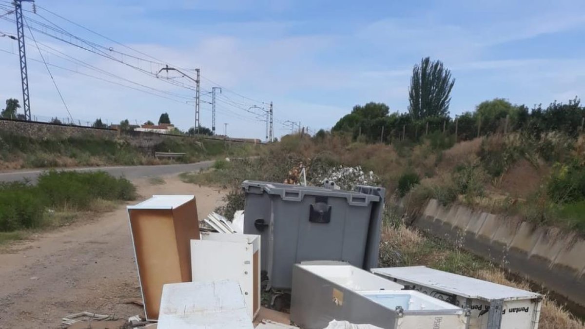 Un dels ‘abocadors’ denunciats a la partida de Vallcalent.