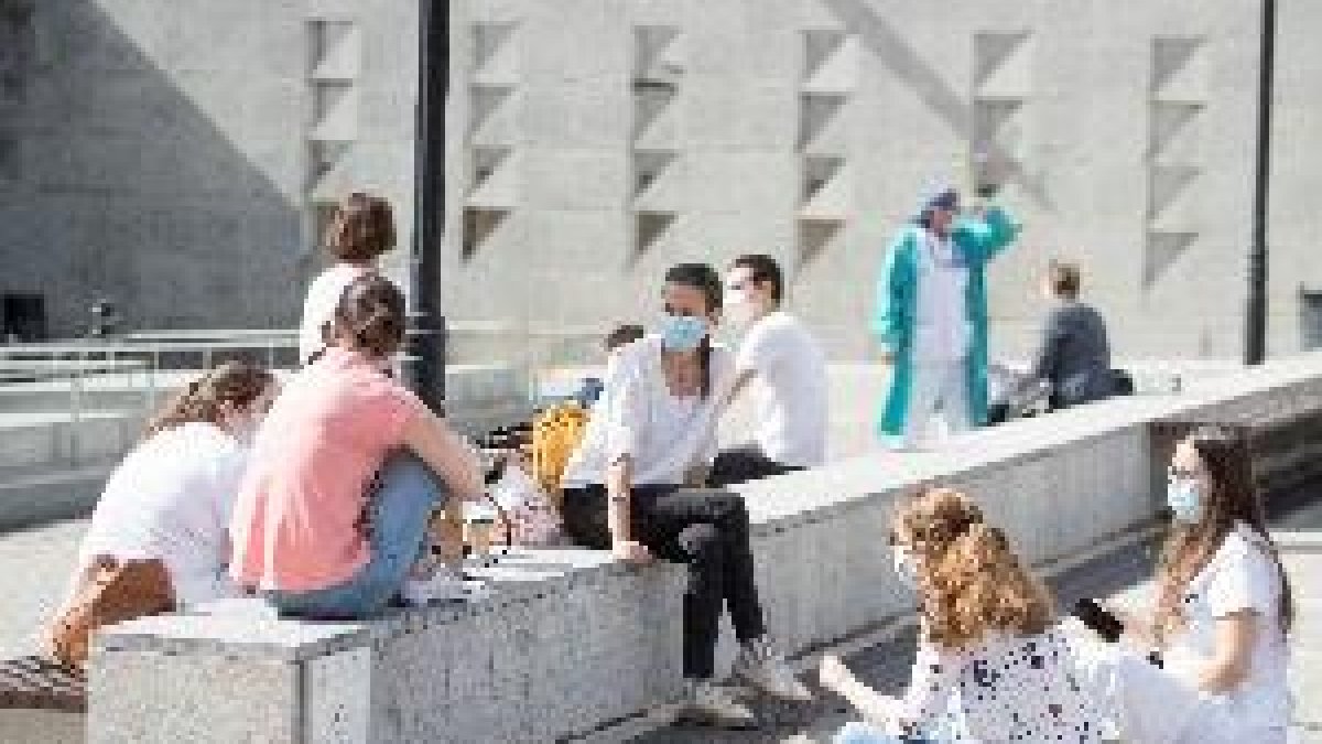 Dimite un alto cargo de la conselleria de Salud catalana, tercero en 2 meses