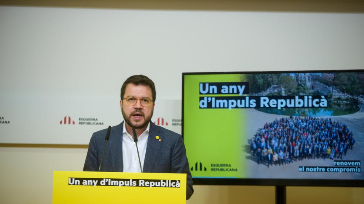Aragonès, ahir, durant la seua intervenció en un acte municipalista amb alcaldes d’ERC.