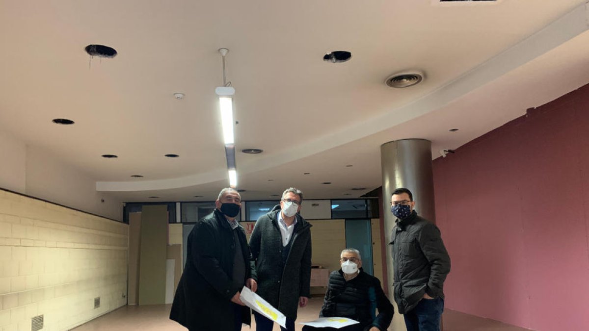 L'espai que acollirà el centre territorial de premsa de Lleida, durant la visita del president de la Diputació, Joan Talarn, el vicepresident, Jordi Latorre, i responsables del Col·legi de Periodistes.