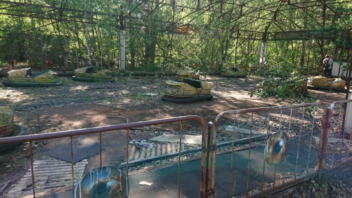 La zona continua comptant amb molts espais abandonats des del 1986.