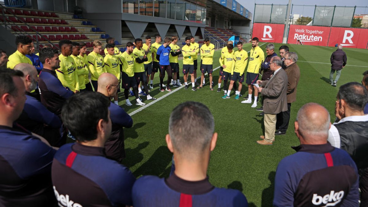La plantilla barcelonista va rebre instruccions per actuar davant el coronavirus.