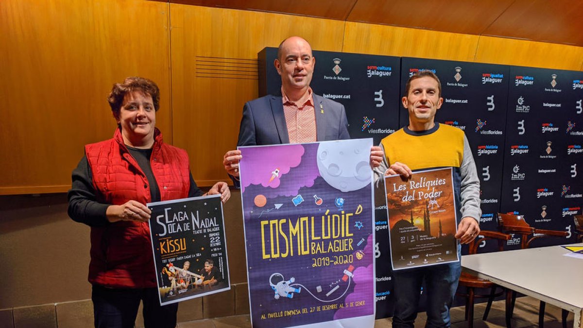 Presentación del salón ‘Cosmolúdic’, ayer en Balaguer.