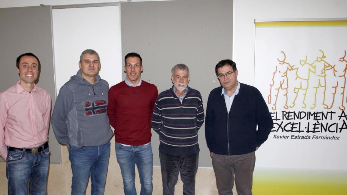 Ignacio Morgado, segon per la dreta, ahir a la UdL.