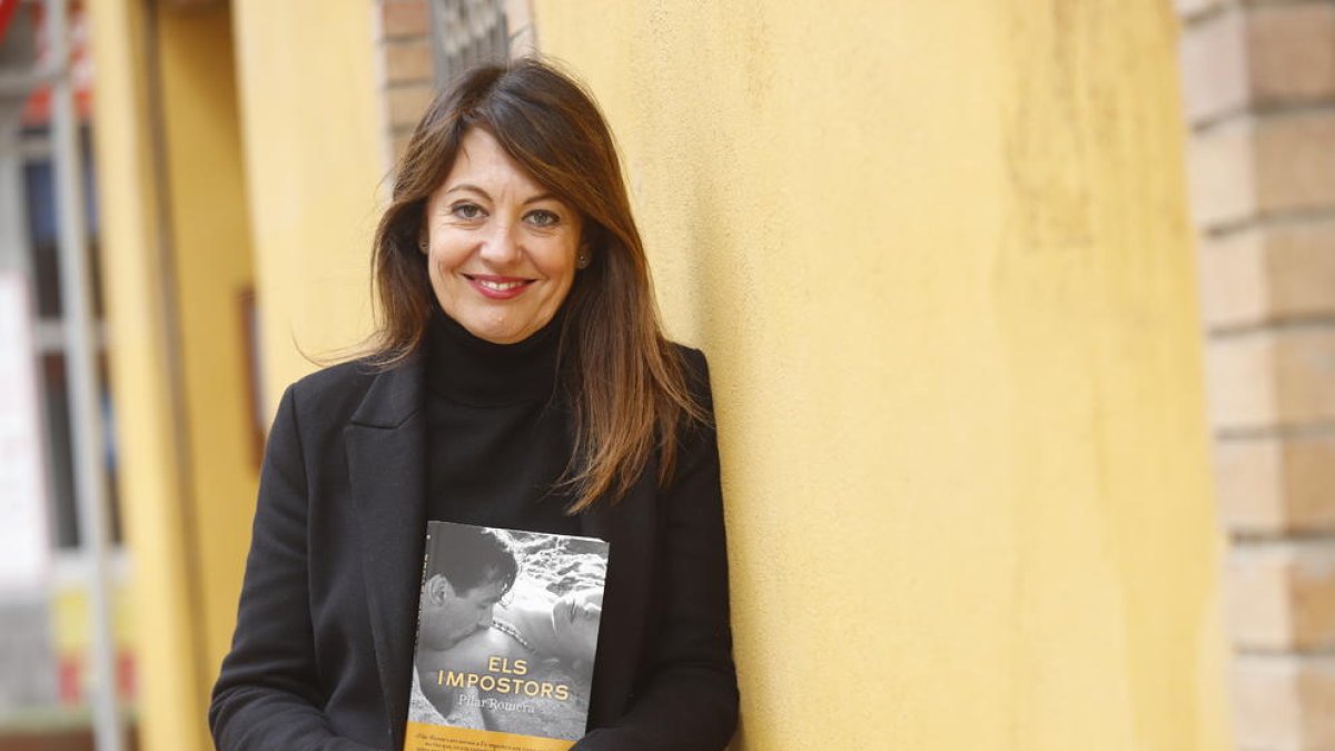 Pilar Romera va presentar ahir a Lleida la seua novel·la ‘Els impostors’.