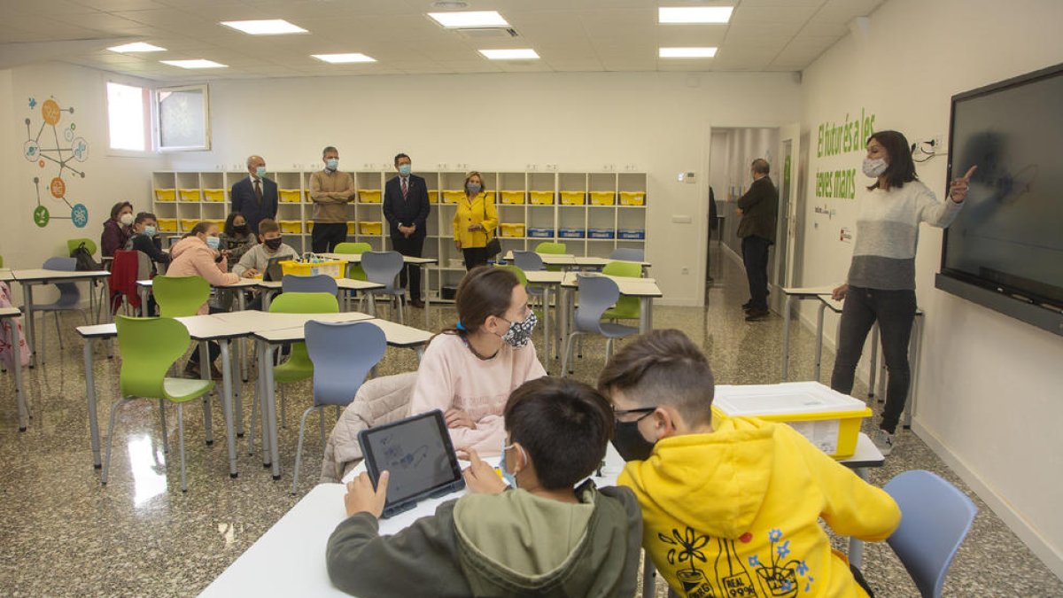 Presentació ahir del projecte finançat per BonÀrea, que formarà 1.100 alumnes de Guissona.