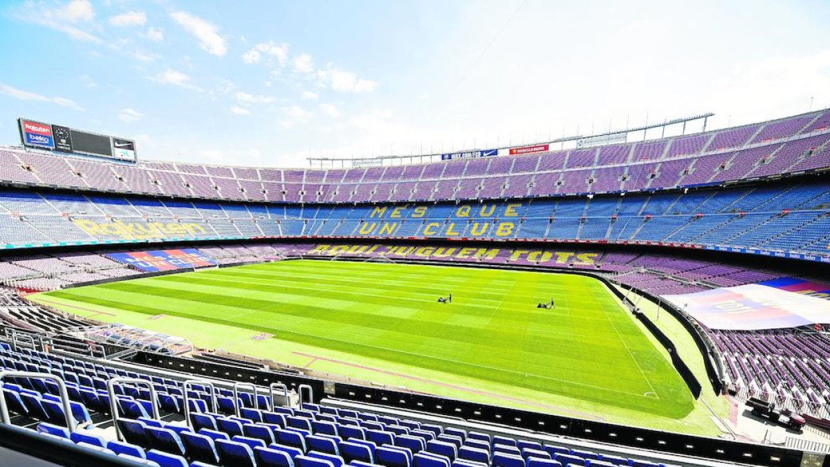 El estadio, preparado con los mosaicos de apoyo al equipo para el encuentro frente al Leganés.