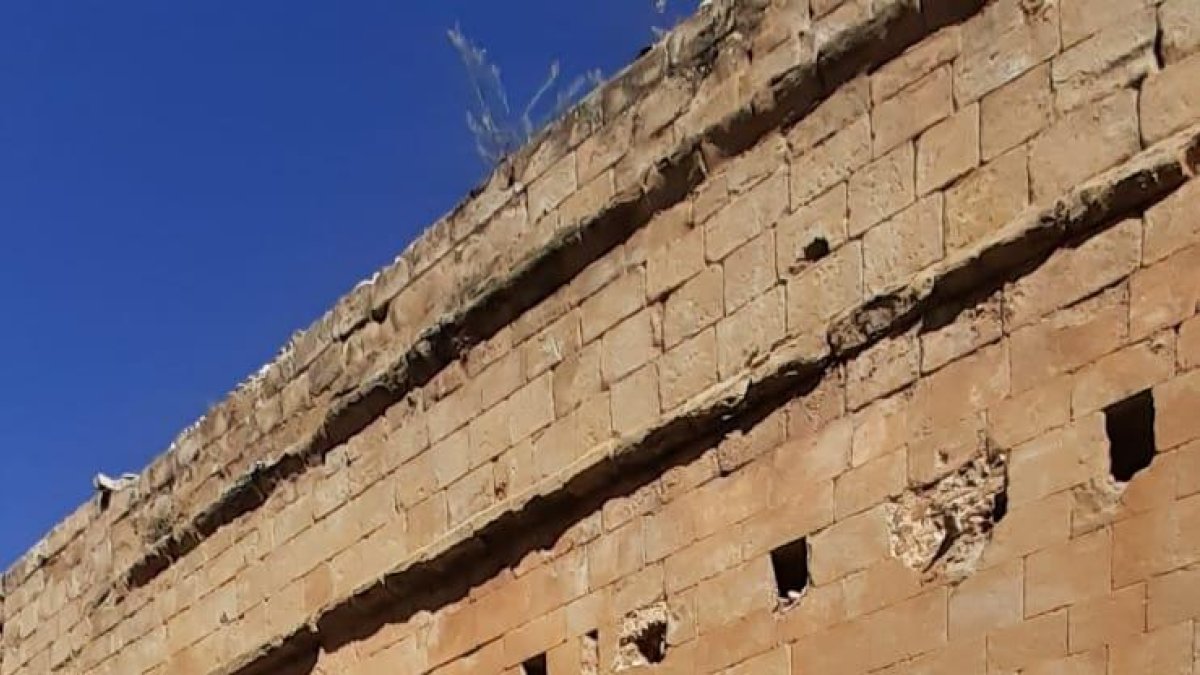 Imatge d’una visita guiada ahir al patrimoni romànic de la Baronia de Rialb.