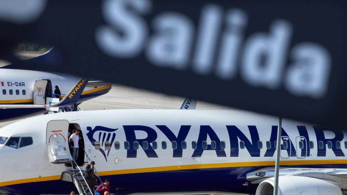 Imatge de diversos avions de l’aerolínia Ryanair.