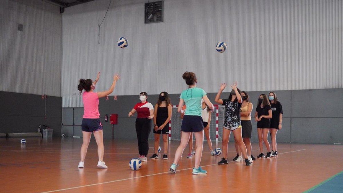 Responsables del CV Balaguer se reunieron con las familias.