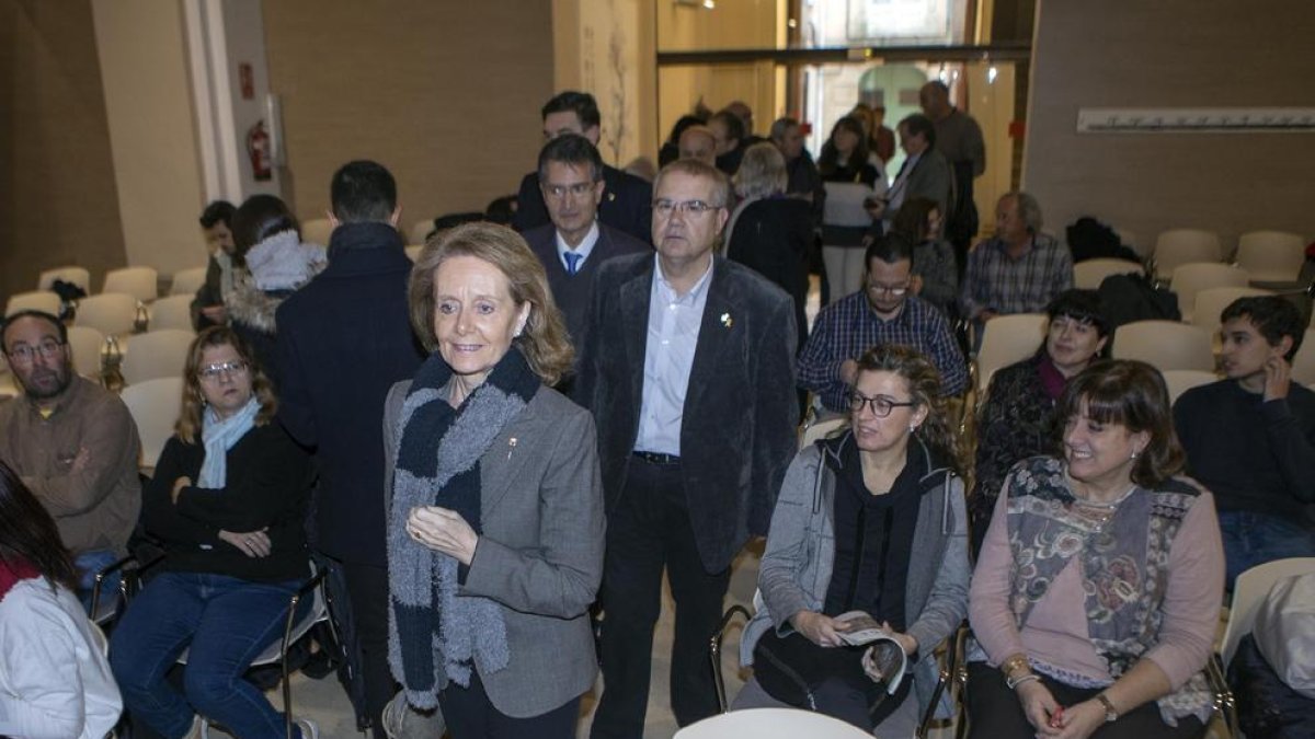 Mariàngela Vilallonga inauguró el Fòrum Auriga en el Auditori de Cervera.