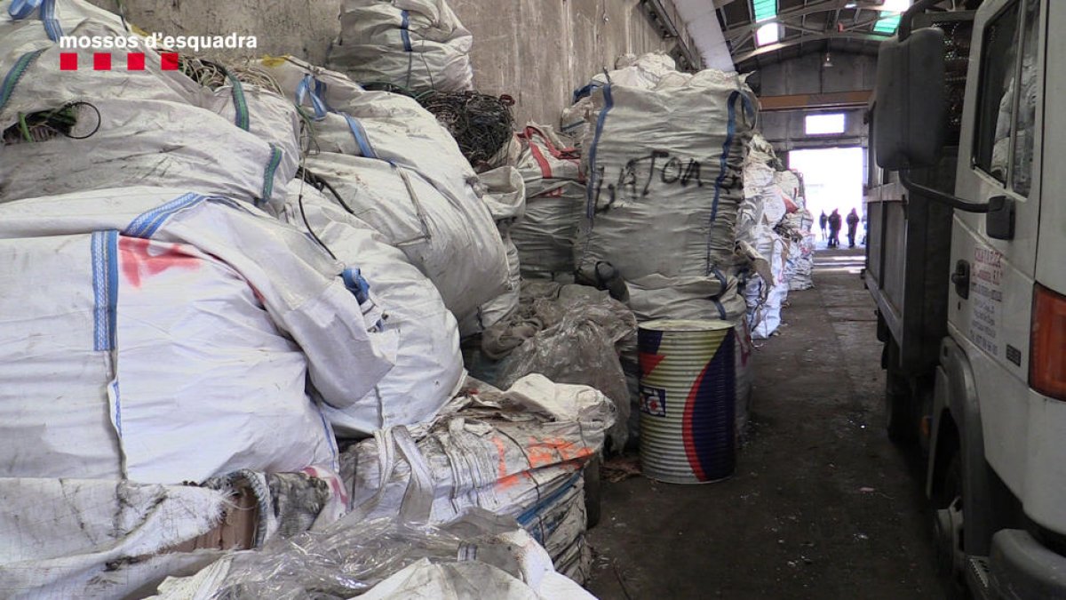 Material que van trobar els Mossos d’Esquadra.