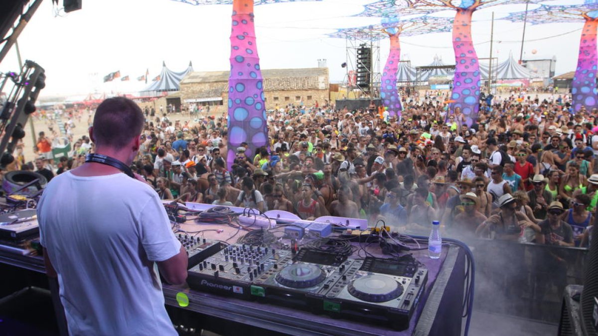 Una edición del Monegros Desert Festival