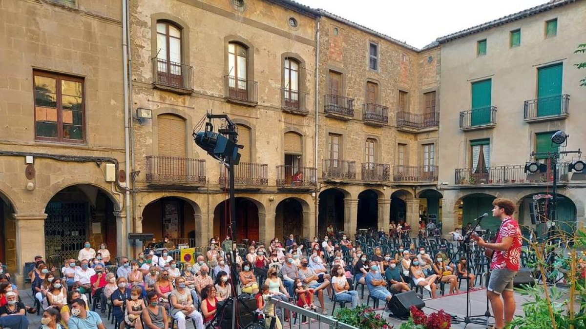 Guissona despide los 'Capvespres a la romana' a ritmo de pop