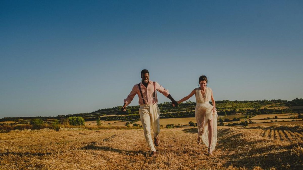 Las bodas pueden celebrarse en el campo o en un rincón singular a gusto de la pareja.