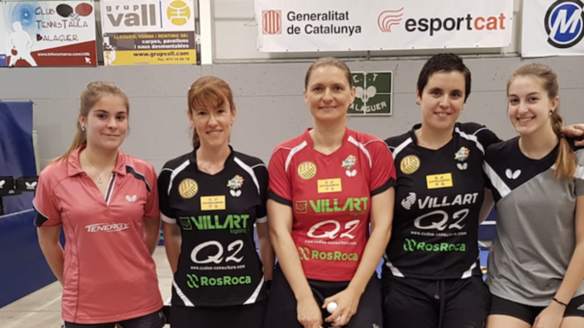 Natalya Prosvirnina y Svetlana Bakhtina, segunda y tercera por la izquierda, seguirán en el Balaguer.