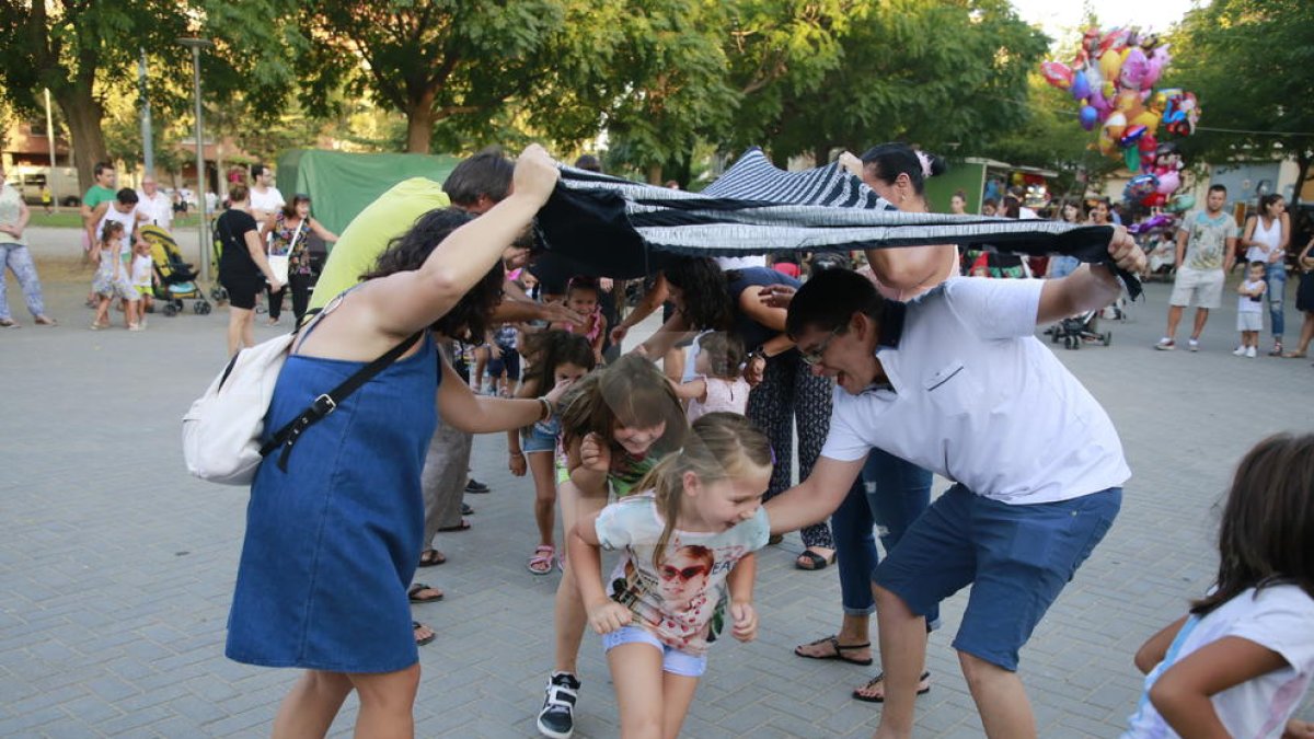 Imagen de archivo de una actividad infantil en las fiestas de Balàfia.