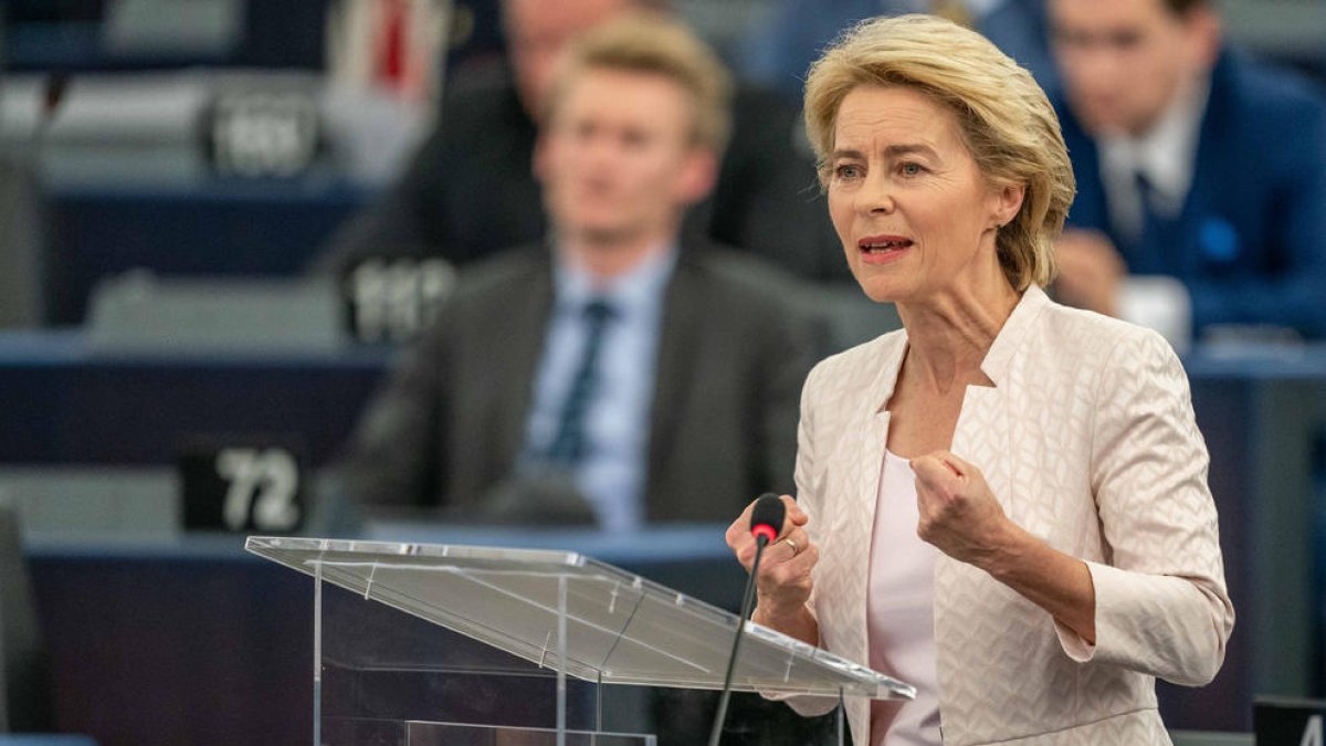 Moment de la intervenció d’Ursula von der Leyen al Parlament d’Estrasburg.