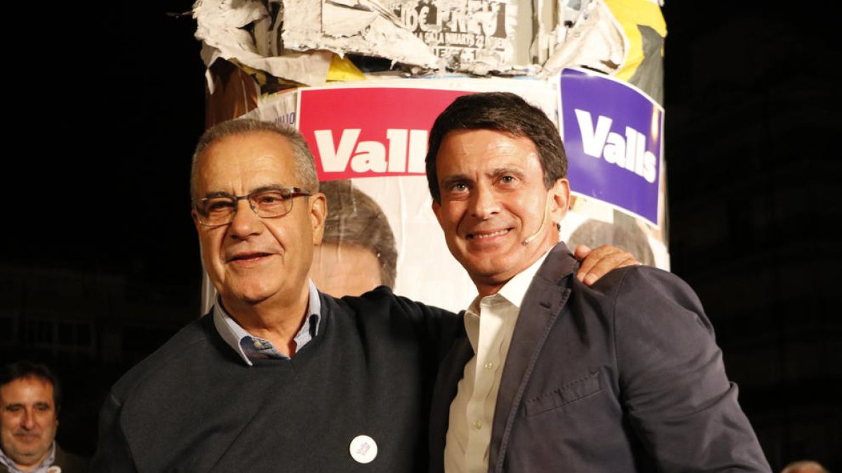 Imagen de archivo de la campaña electoral de Celestino Corbacho y Manuel Valls.