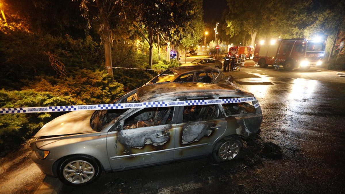 El 19 de setembre es van cremar quatre cotxes en dos incendis intencionats simultanis al barri de Cappont de Lleida.