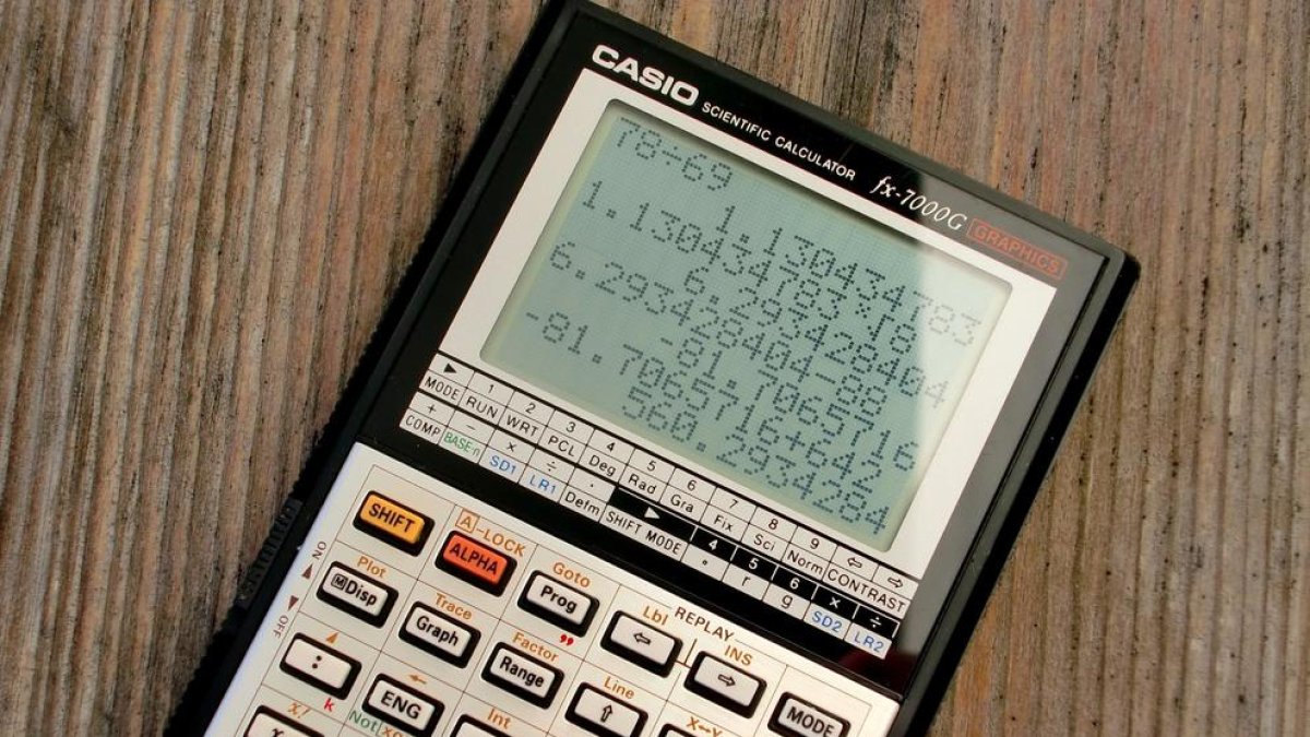 Les matemàtiques, de llenguatge fonamental a prescindible?