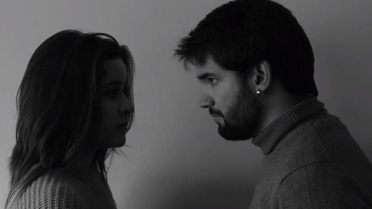 Llibre de relats amb tràiler