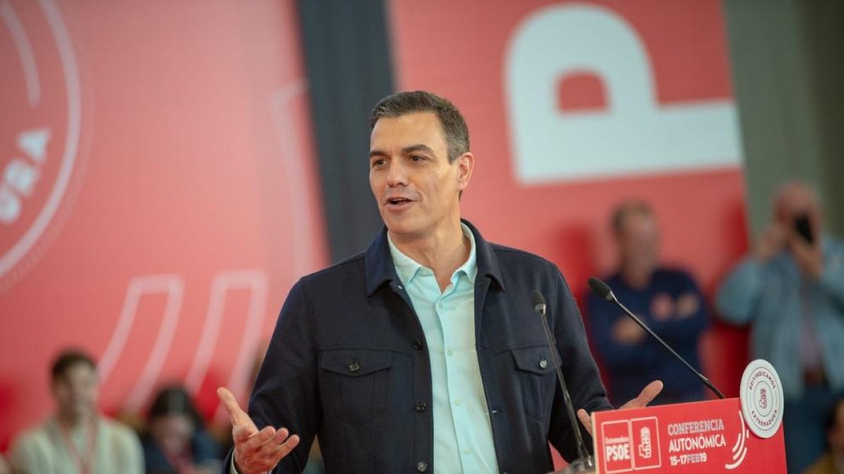 El president del Govern central, Pedro Sánchez, ahir, en un acte de partit a Mèrida.