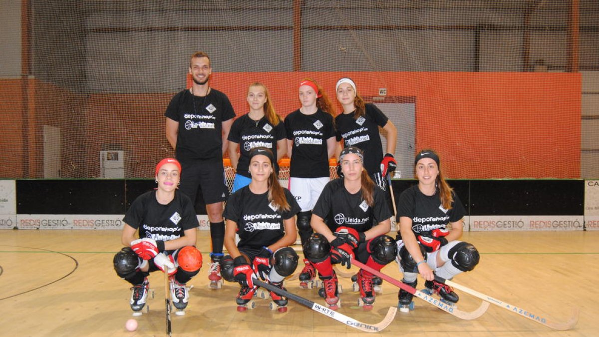 La plantilla del Lleida.Net Alpicat, que ayer inició la pretemporada de su debut en Nacional Catalana.
