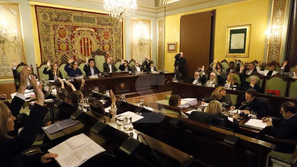 El govern de la Paeria demana la nul·litat de la sentència i la llibertat de Junqueras i la resta de líders independentistes