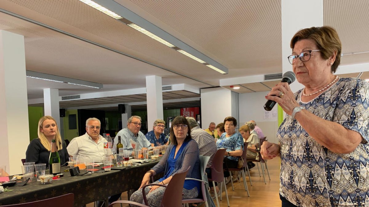 La reunión del alcalde con responsables del Casal d’Avis.
