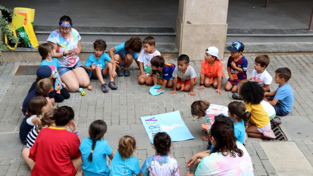 Centenars de nens van gaudir ahir a Talarn de la dotzena edició de la jornada Jocs del Món.